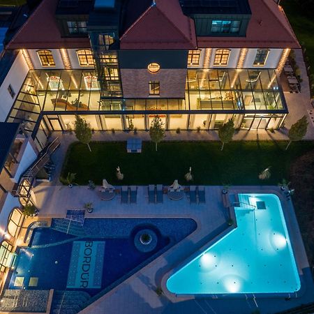 Bordur Wellness Hotel Superior Es Szonyegmuzeum Békésszentandrás Екстериор снимка