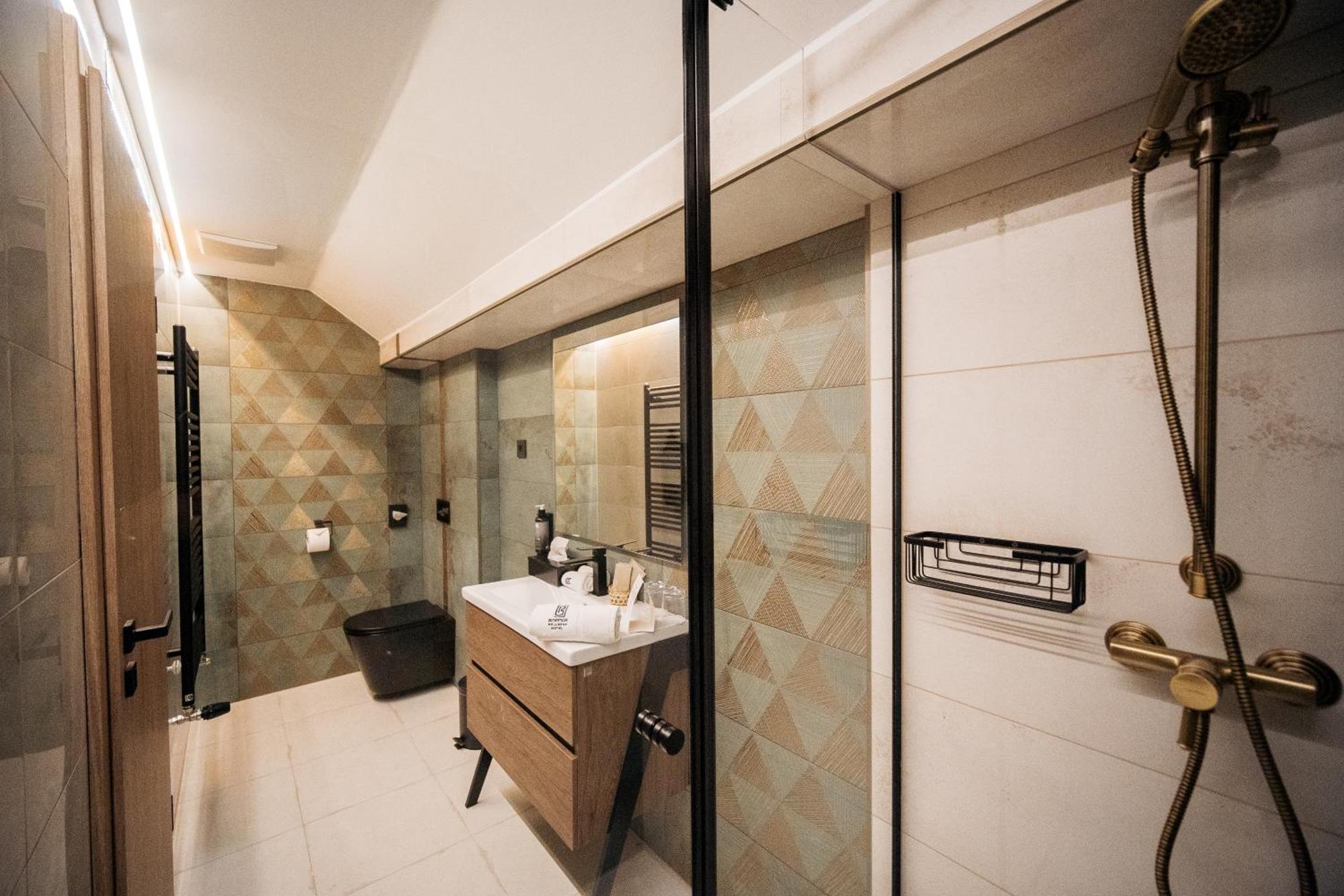 Bordur Wellness Hotel Superior Es Szonyegmuzeum Békésszentandrás Екстериор снимка