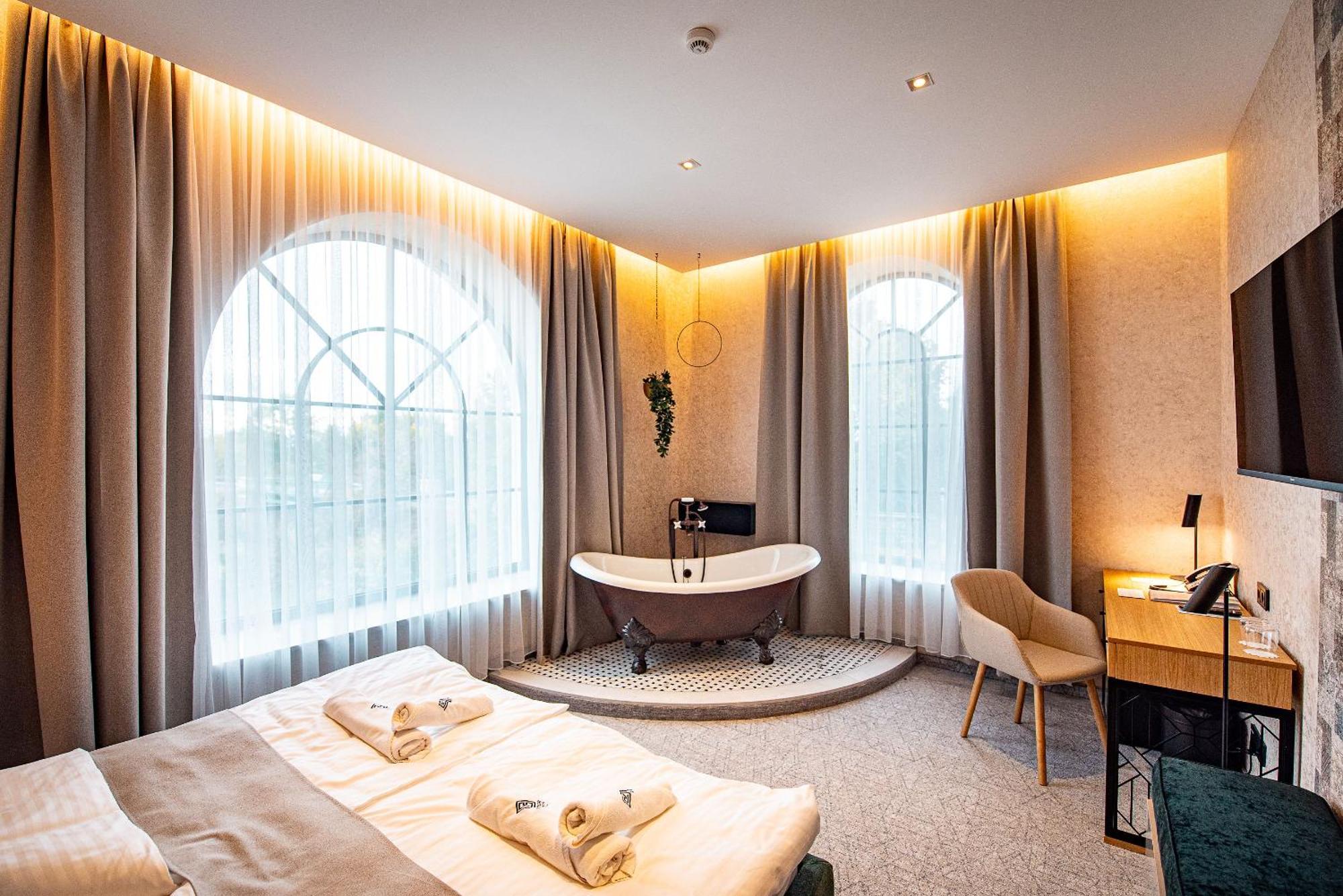 Bordur Wellness Hotel Superior Es Szonyegmuzeum Békésszentandrás Екстериор снимка