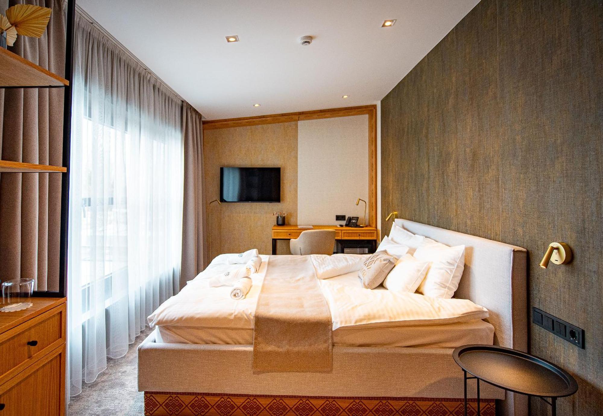Bordur Wellness Hotel Superior Es Szonyegmuzeum Békésszentandrás Екстериор снимка